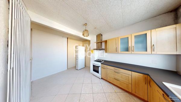 Appartement 3 pièces à vendre à Athis Mons À RÉNOVER- 70,98 m² avec balcon et parking