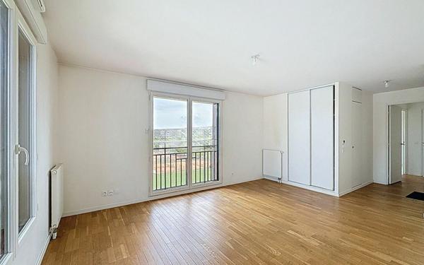 Appartement à vendre    3 pièces • 60,63 m2 Antony