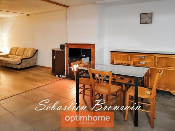 À vendre – Ensemble immobilier au cœur de la campagne jurassienne