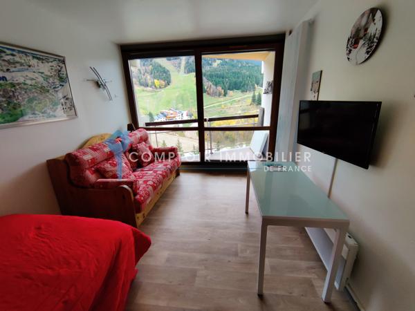 Appartement
                                                                                                                                                                                                                                                                                                                        1 pièce(s)                                                                                                                                                                                                                                                                                                                              18.83  m²