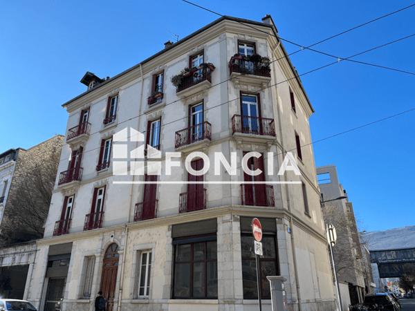 Location Appartement 3 pièces 65.23 m² - 106 RUE ABBE GREGOIRE Grenoble 38000
