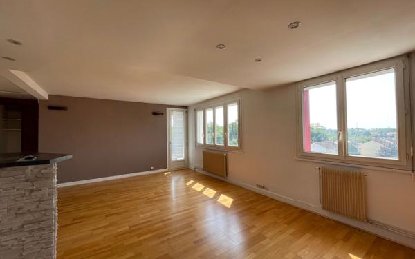 Appartement à louer    3 pièces • 68,39 m2 Saint-Jean-de-la-Ruelle