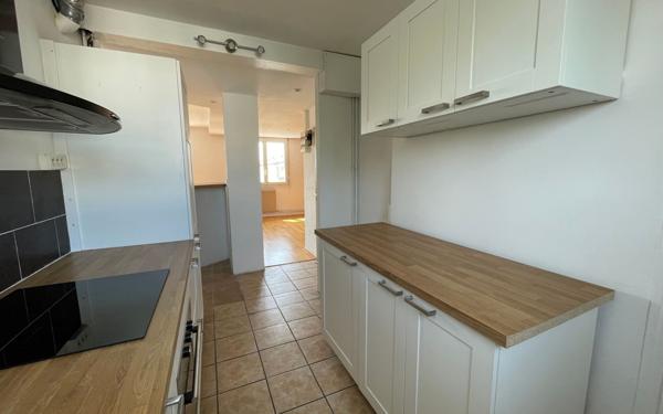 Appartement à louer    3 pièces • 68,39 m2 Saint-Jean-de-la-Ruelle