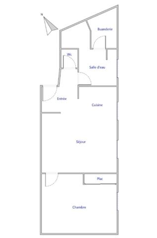 83700 - SAINT-RAPHAËL - 2 PIÈCES - DERNIER ÉTAGE - PLEIN CENTRE - CACHET