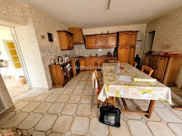 Vente Maison 8 pièces 160 m2 à Essouvert