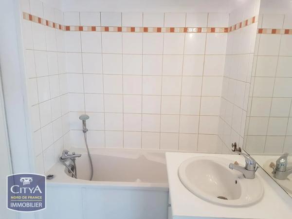 Appartement à louer 2 pièces 32.68m² Valenciennes (59300)
