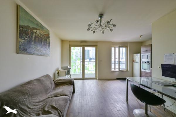 Appartement à vendre |  Courbevoie |  3 pièces | 64 m²
