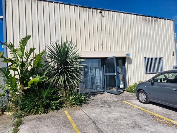 Local commercial  ou professionnel Carqueiranne 141.05 m2