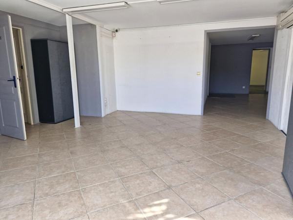 Local commercial  ou professionnel Carqueiranne 141.05 m2