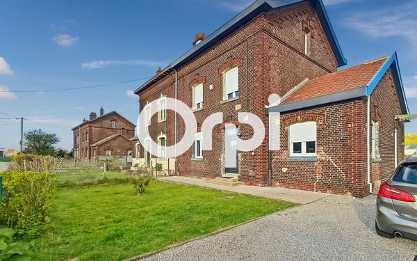 Maison à vendre    5 pièces •  Coudekerque-Branche
