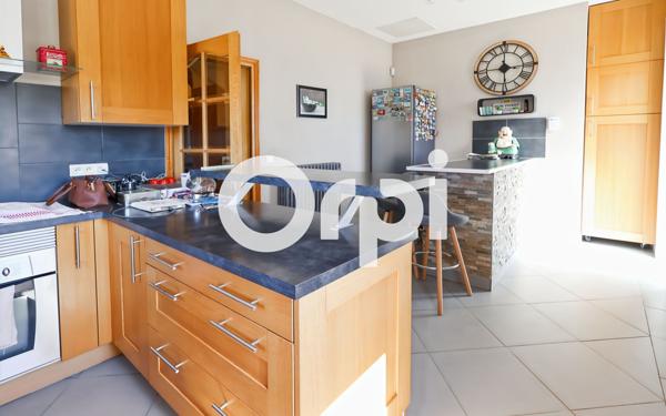 Maison à vendre    5 pièces •  Coudekerque-Branche