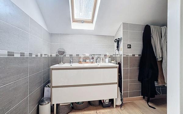 Maison à vendre    7 pièces • 155 m2 Limoges