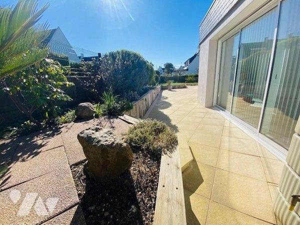 A VENDRE  à Perros-Guirec (22700) en Côtes-d'Armor (22), pavillon entièrement rénové en 2010, d...