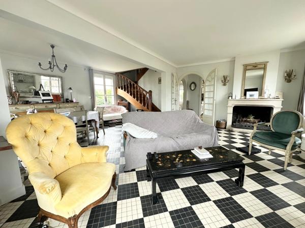 COTE DE NACRE - Maison à vendre À 80m de la mer, 5 chambres, garage, jardin. Colleville Montgomery Plage, proche Ouistreham (14) Calvados