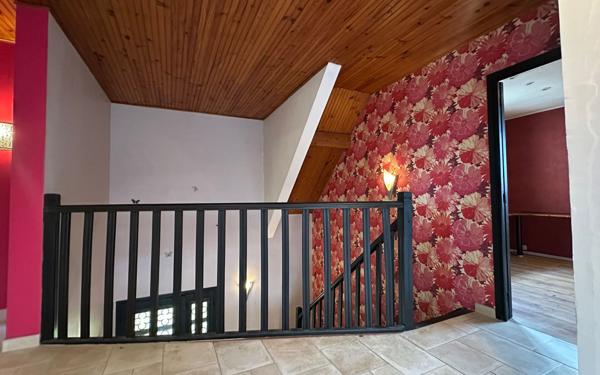 Maison à vendre    7 pièces • 199 m2 Savigny-le-Temple