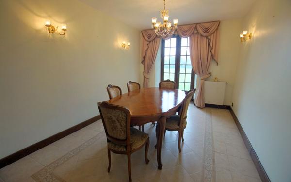 Maison à vendre    7 pièces •  Orthez