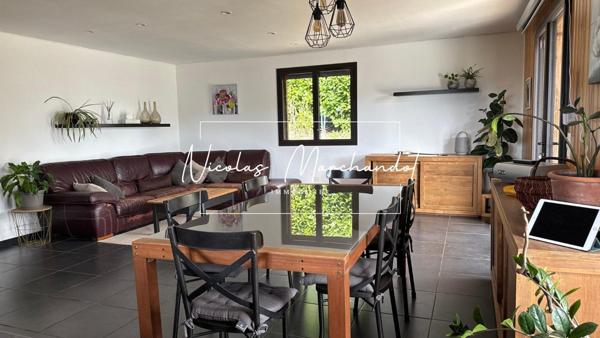 Maison contemporaine avec vue imprenable !