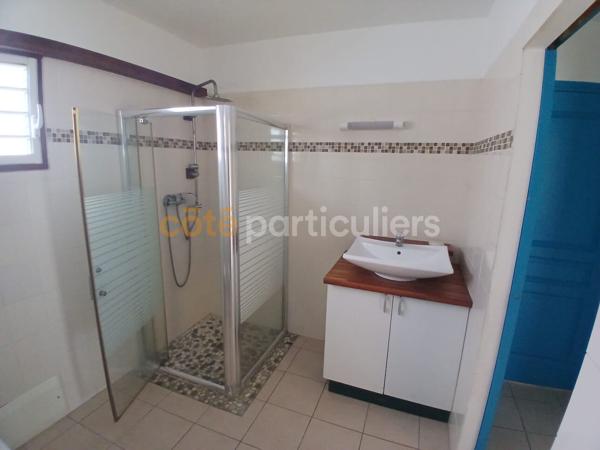 Vente
                Maison59,1 m² - 4 Pièces -
                    LES ABYMES (97139)