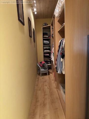 Vente                                                      Maison
                        
                     8 pièces                      230 m2                     à Marmande