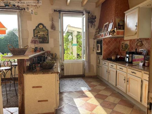 Vente                                                      Maison
                        
                     8 pièces                      230 m2                     à Marmande