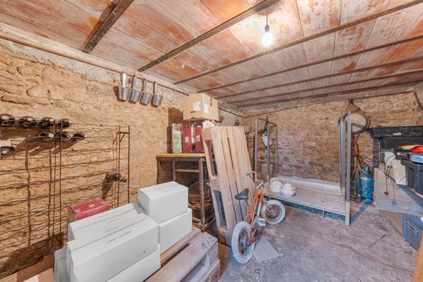 Maison 166 m² + appartement indépendant sur 4000 m² ? fort potentiel