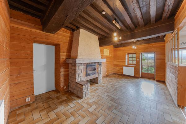 Maison 166 m² + appartement indépendant sur 4000 m² ? fort potentiel