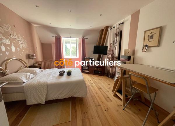 Vente Maison299,32 m² - 9 Pièces - GIVARDON (18600)