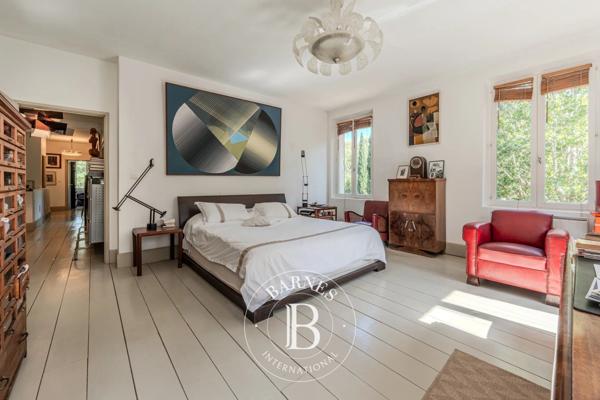 Aix-en-Provence, Maison 5 Chambres -  300 m² à vendre