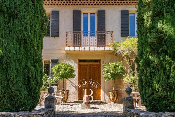 Aix-en-Provence, Maison 5 Chambres -  300 m² à vendre