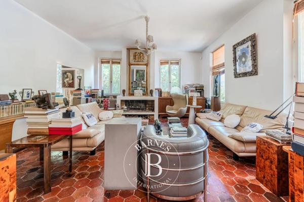 Aix-en-Provence, Maison 5 Chambres -  300 m² à vendre
