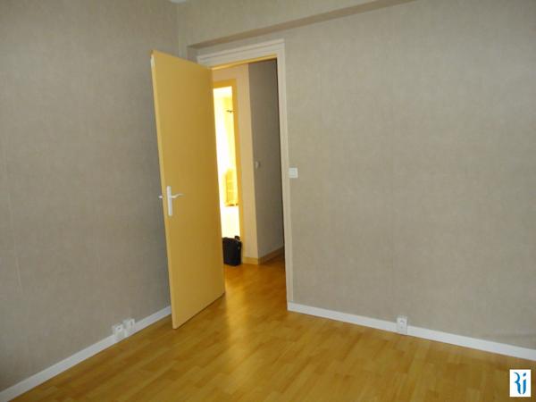 ROUEN GARE - F2 de 50,72 m² exposé SUD avec Garage 1 voiture