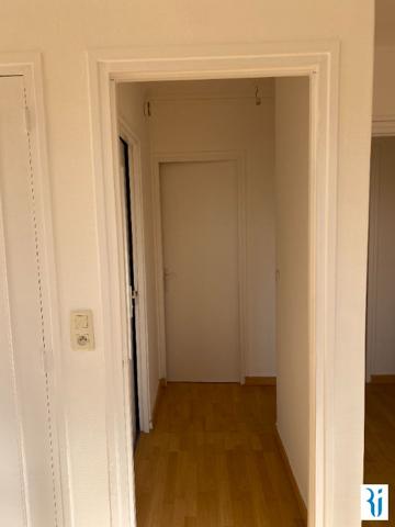 ROUEN GARE - F2 de 50,72 m² exposé SUD avec Garage 1 voiture