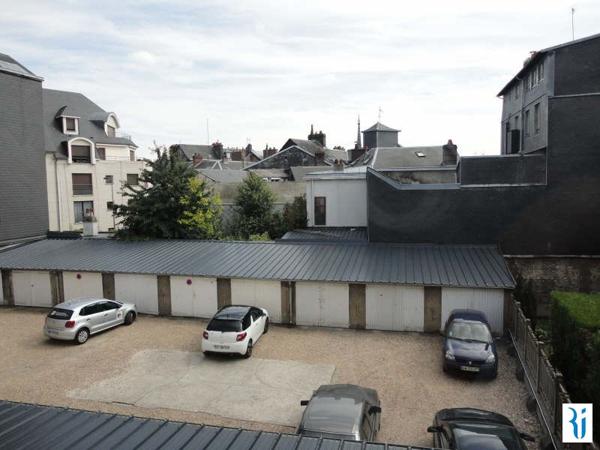 ROUEN GARE - F2 de 50,72 m² exposé SUD avec Garage 1 voiture