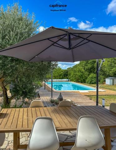 Propriete à vendre 9 pièces MONTAYRAL (47) 190m2 habitables sur terrain de 6689m2 avec piscine