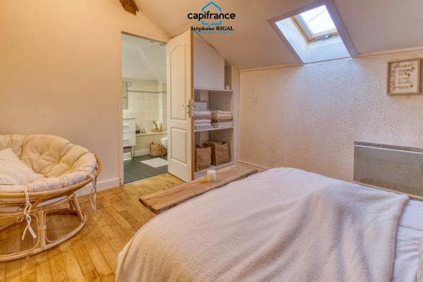 Propriete à vendre 9 pièces MONTAYRAL (47) 190m2 habitables sur terrain de 6689m2 avec piscine