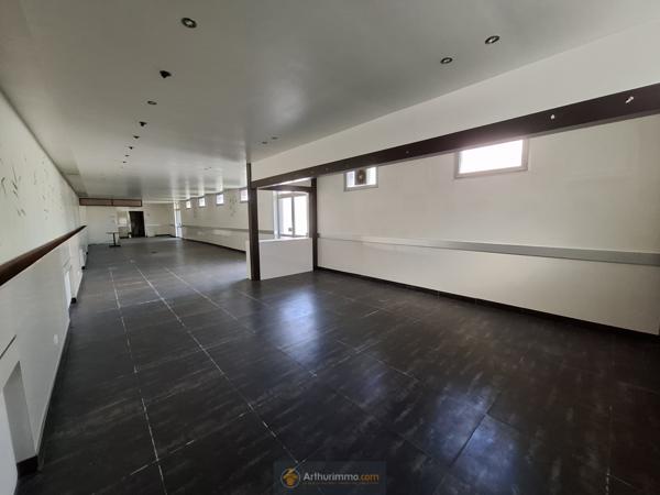 Coulommiers (77120) IMMEUBLE LOCAL COMMERCIAL RESTAURANT 370M ENVIRON COULOMMIERS