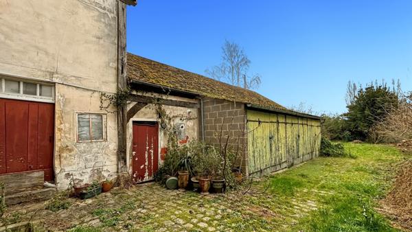 Étampes (91150) À VENDRE : MAISON centre-ville 4 chambres 160 m² + grenier aménageable et 3 garages