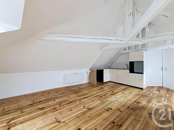Immeuble à vendre  110 m 2   MALAUNAY  - 76