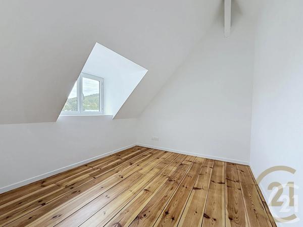 Immeuble à vendre  110 m 2   MALAUNAY  - 76