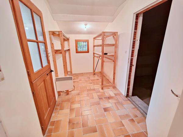 T5 plain pied au calme, garage dépendance