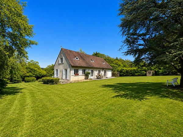 Belle Maison  avec un beau terrain à Labbeville 7 pièce(s)