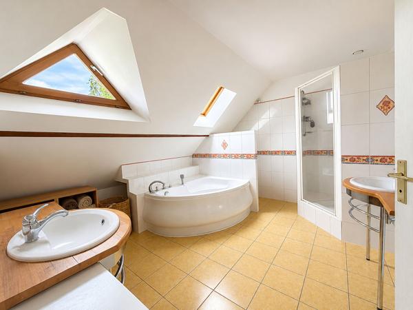 Belle Maison  avec un beau terrain à Labbeville 7 pièce(s)
