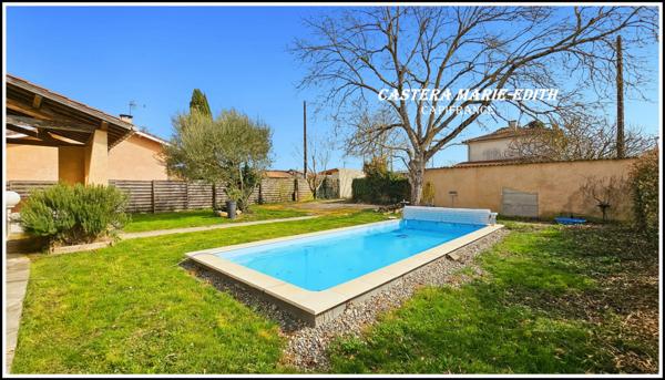 Maison PLAIN-PIED 110,23 M² - 6 pièces - 3 chambres + Mezzanine -Garage - Piscine neuve - PARCELLE 949 M² SEGOUFIELLE (32)