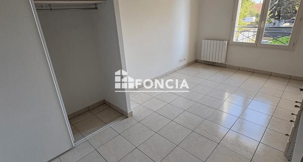 Location Maison 5 pièces 112.37 m² - Savigny-le-temple 77176