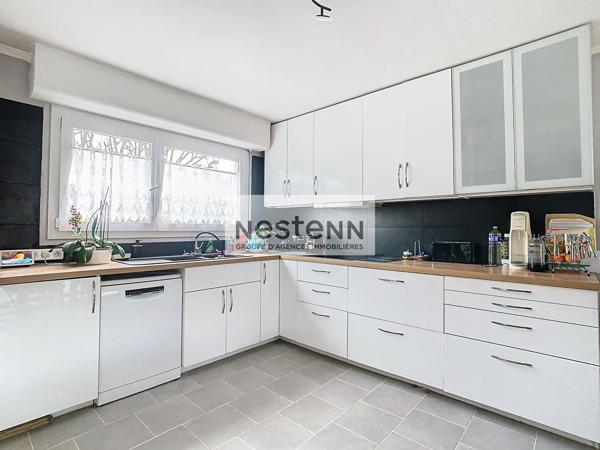 Maison familiale, 3 chambres, garage , studio, jardin, séjour 45 m²