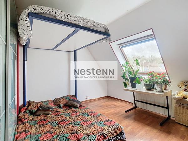 Maison familiale, 3 chambres, garage , studio, jardin, séjour 45 m²