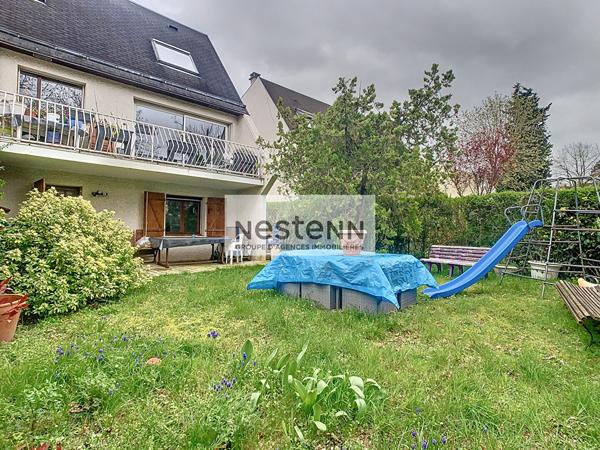 Maison familiale, 3 chambres, garage , studio, jardin, séjour 45 m²