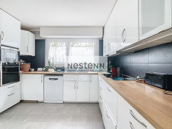 Maison familiale, 3 chambres, garage , studio, jardin, séjour 45 m²