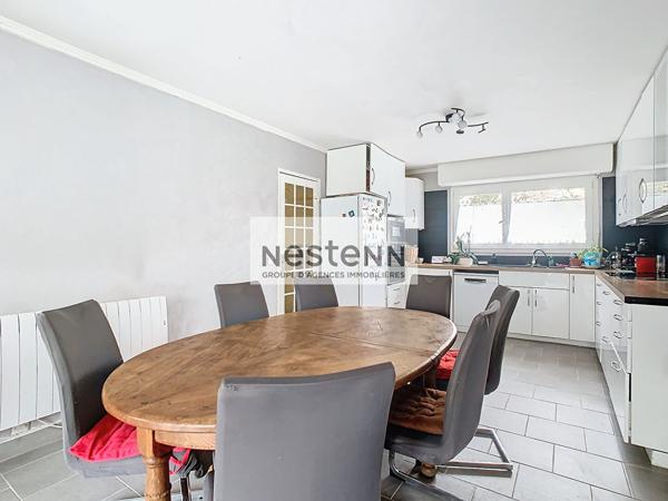 Maison familiale, 3 chambres, garage , studio, jardin, séjour 45 m²