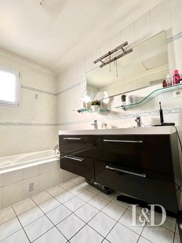 Echirolles / Bresson - Maison 6 pièces de 176 m2 habitables sur terrain de 1333 m2